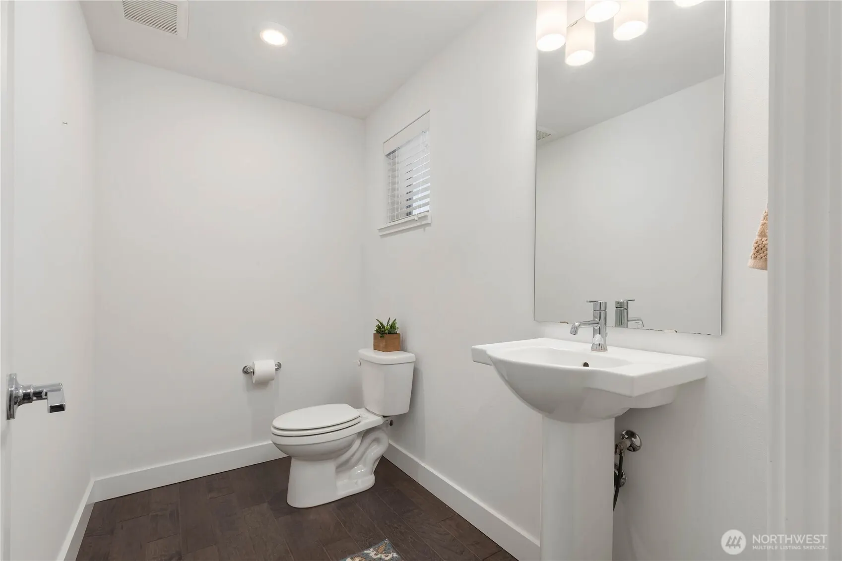 23119 NE 8th Street #B103, Sammamish, WA 98074