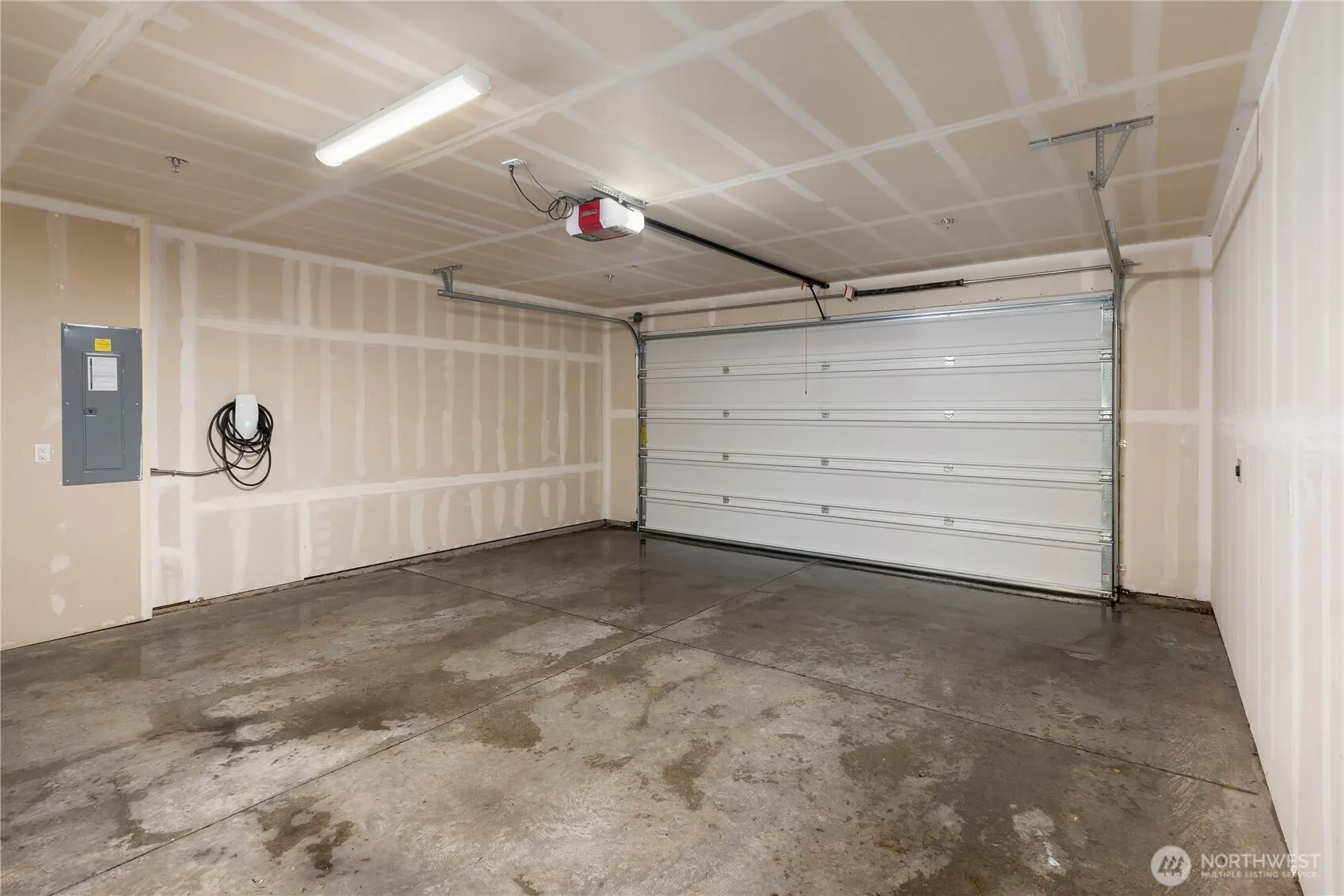 23119 NE 8th Street #B103, Sammamish, WA 98074