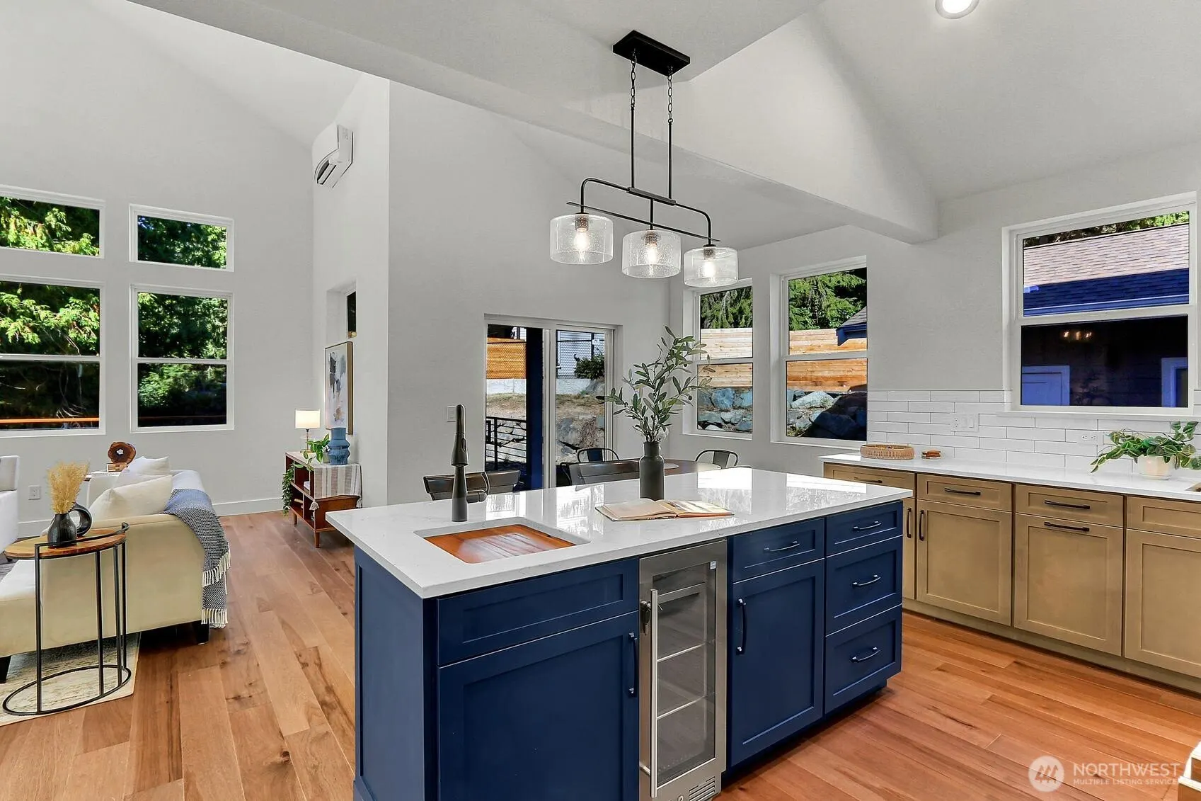 5921 164th Street SW, Lynnwood, WA 98037