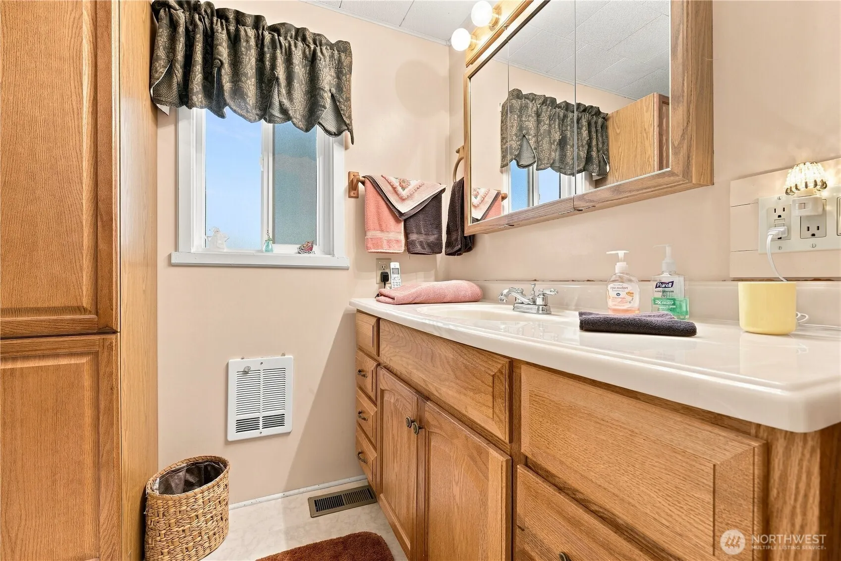 18425 NE 95th Street #176, Redmond, WA 98052