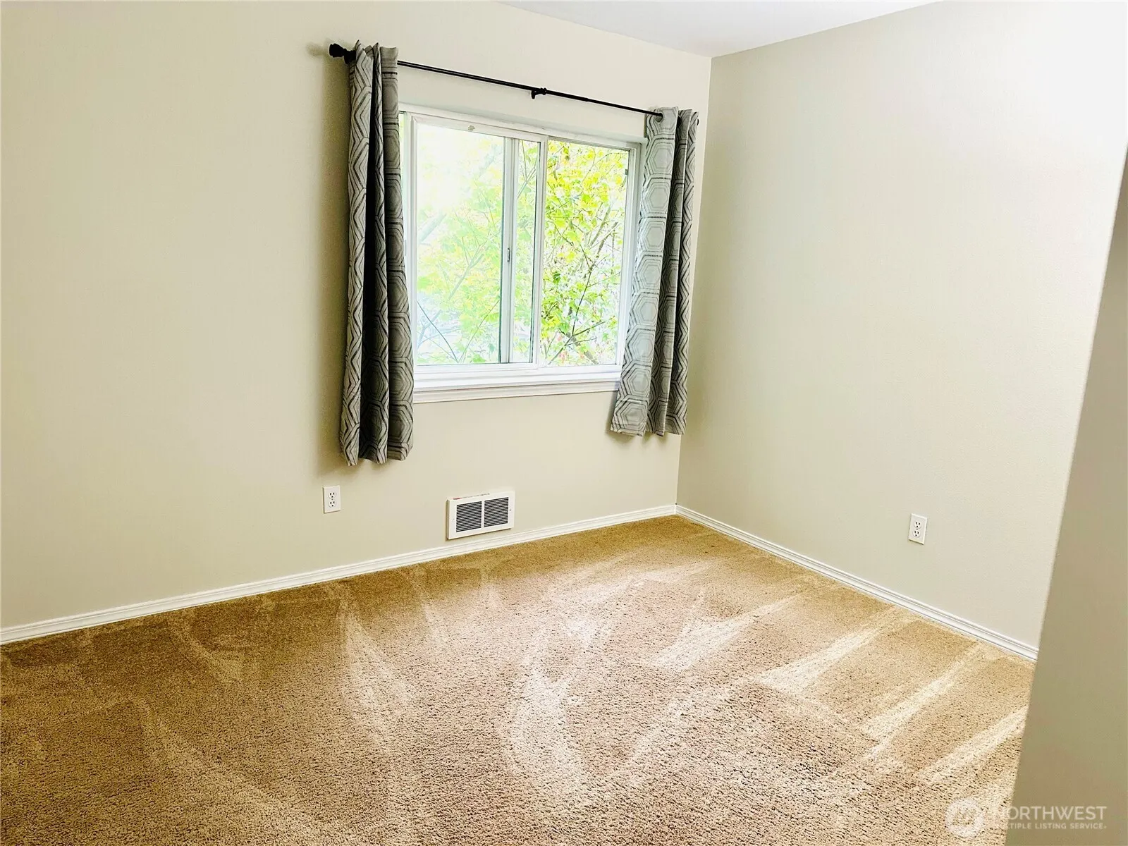 18006 NE 93rd , Redmond, WA 98052