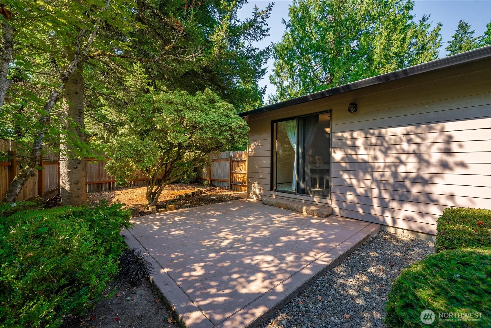 13323 SE 233rd Street , Kent, WA 98042