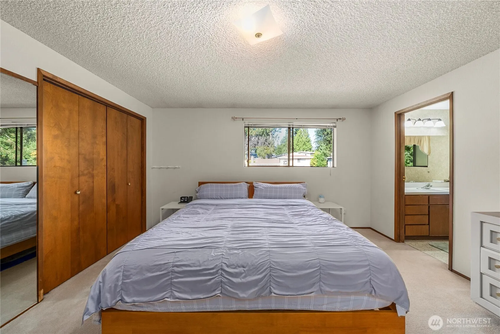 13323 SE 233rd Street , Kent, WA 98042