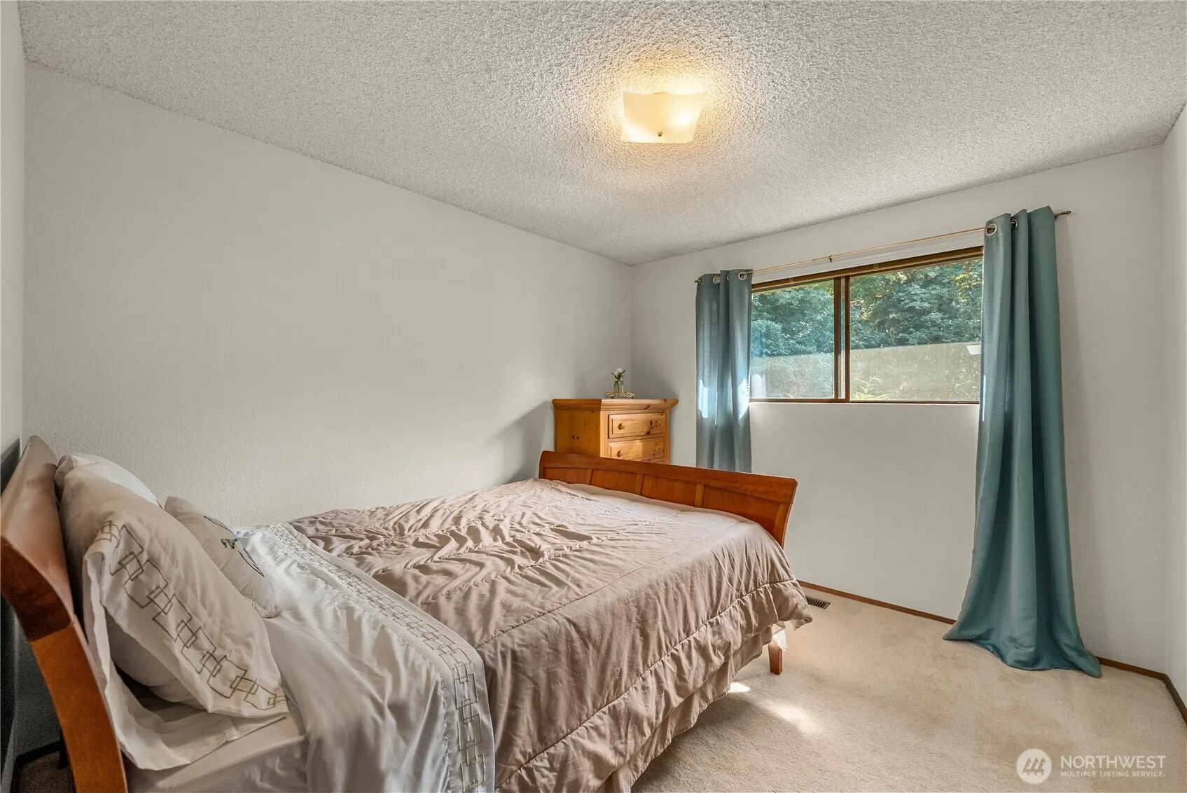 13323 SE 233rd Street , Kent, WA 98042