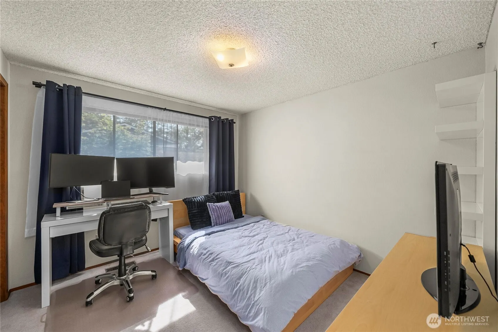 13323 SE 233rd Street , Kent, WA 98042