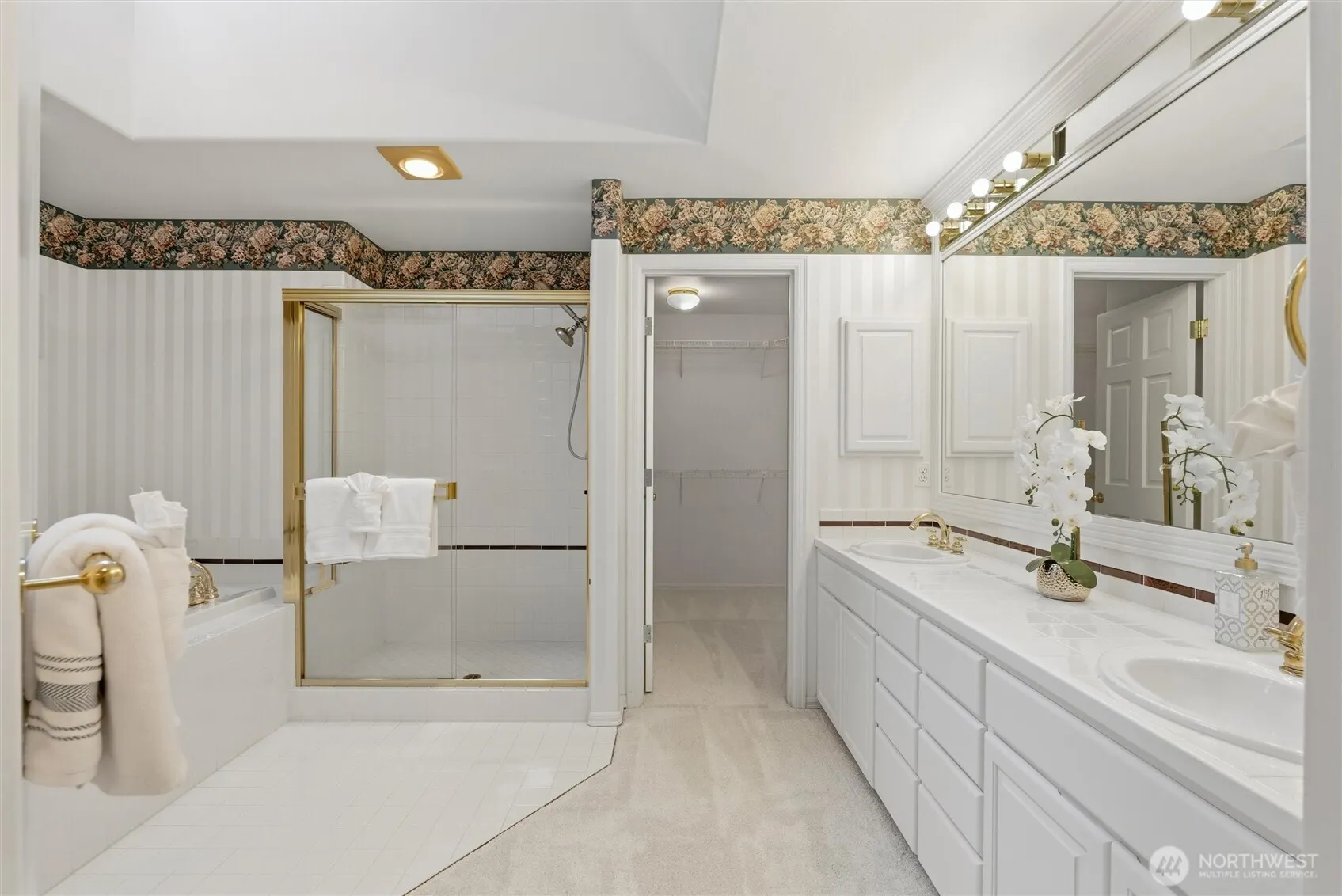 19611 NE 129th Way , Woodinville, WA 98077