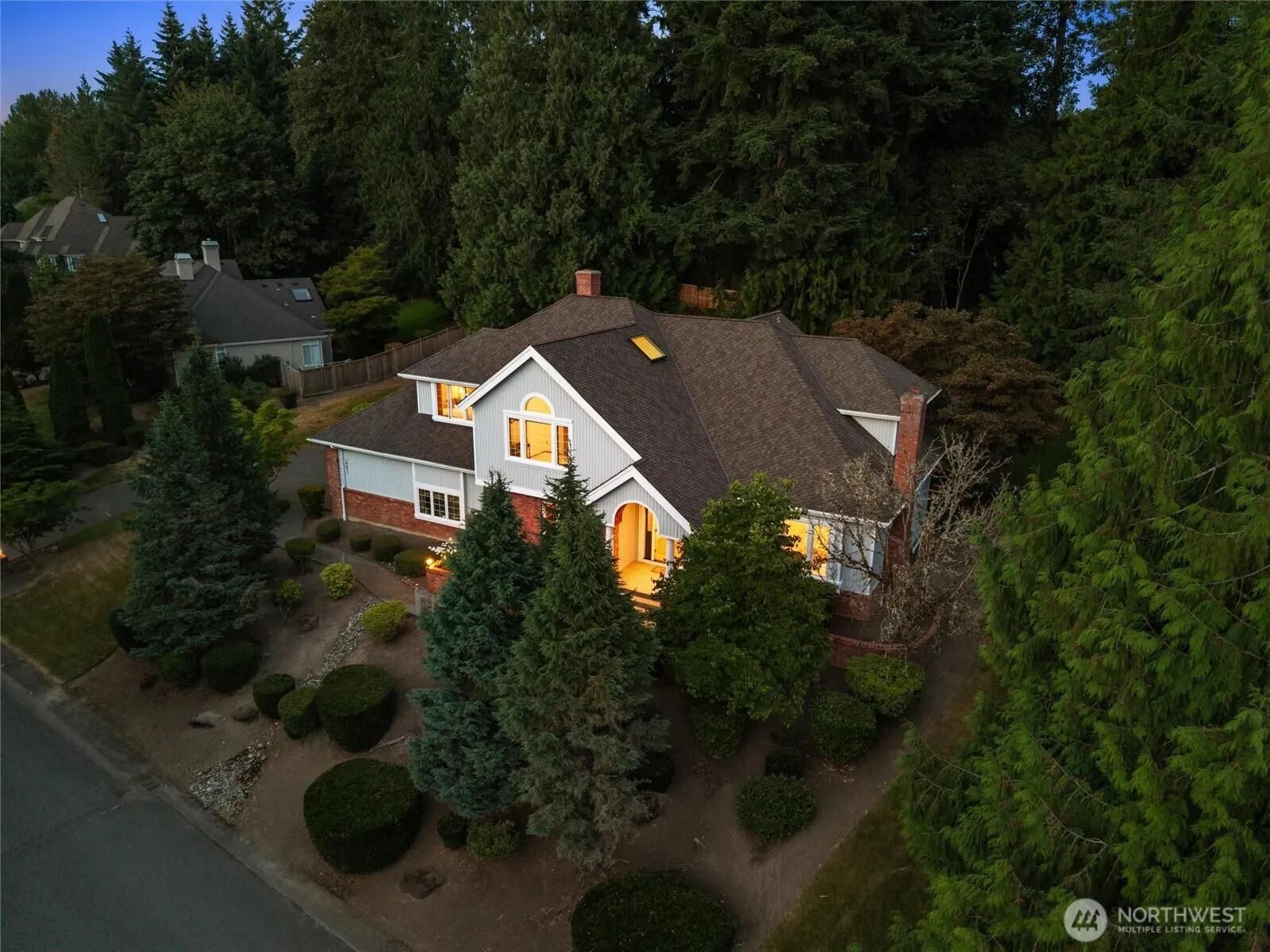 19611 NE 129th Way , Woodinville, WA 98077