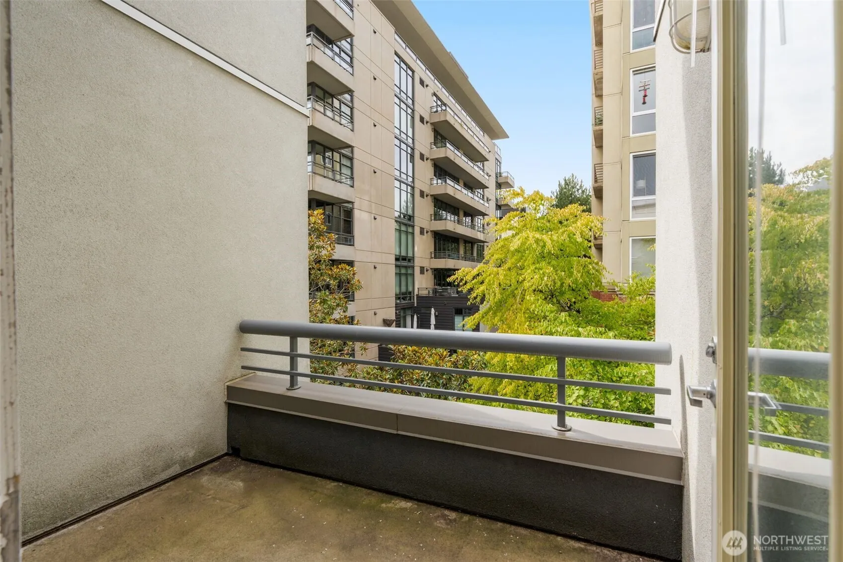 10042 Main Street #112, Bellevue, WA 98004
