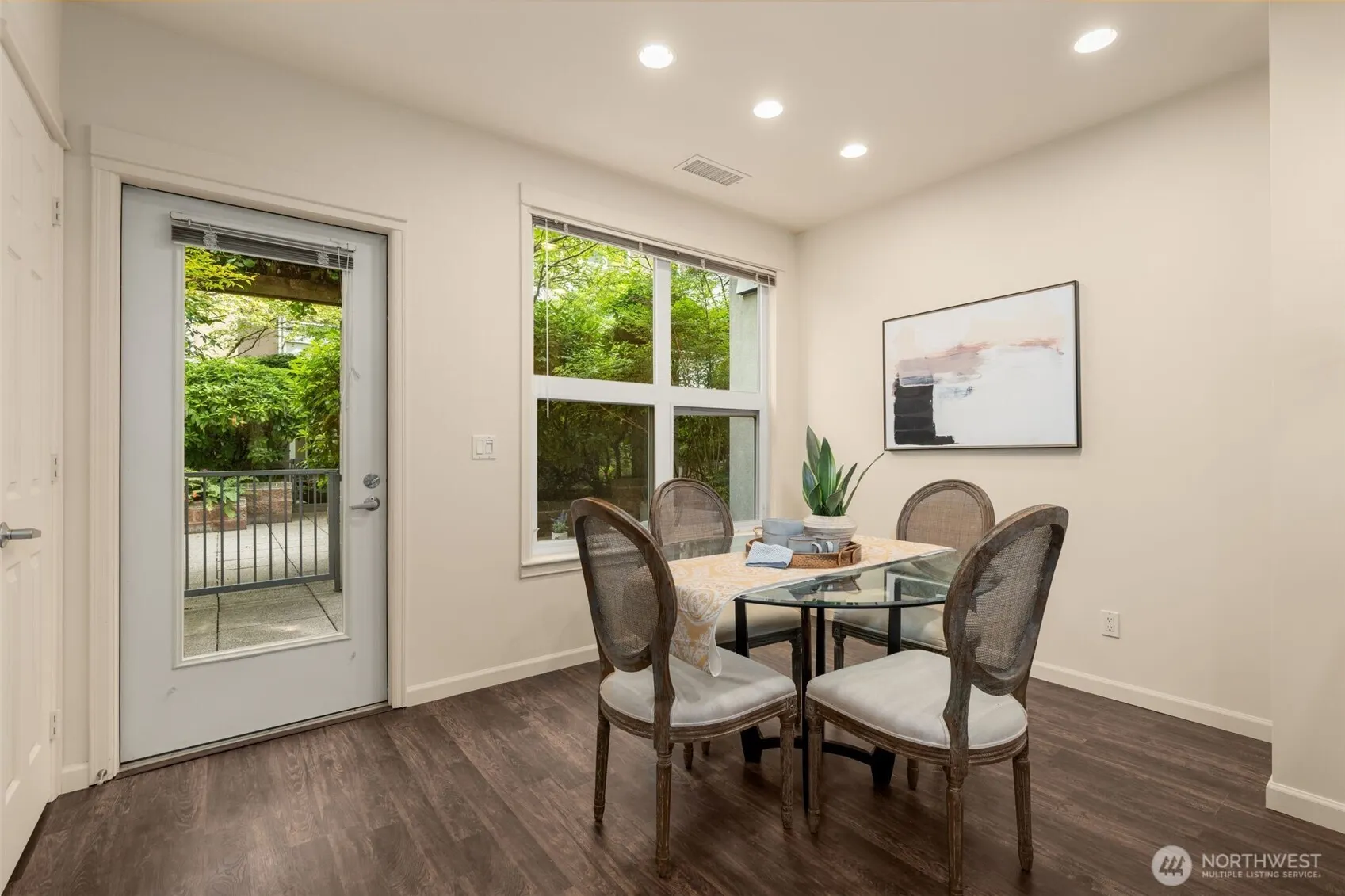 10042 Main Street #112, Bellevue, WA 98004