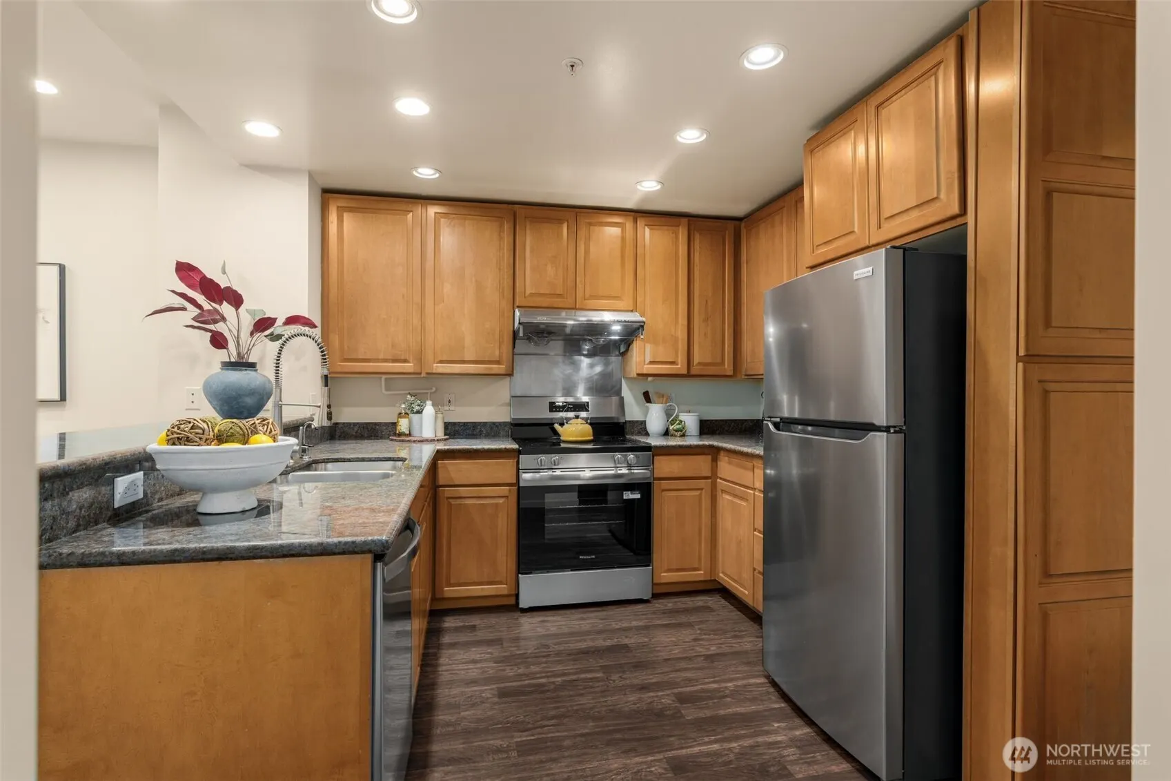 10042 Main Street #112, Bellevue, WA 98004