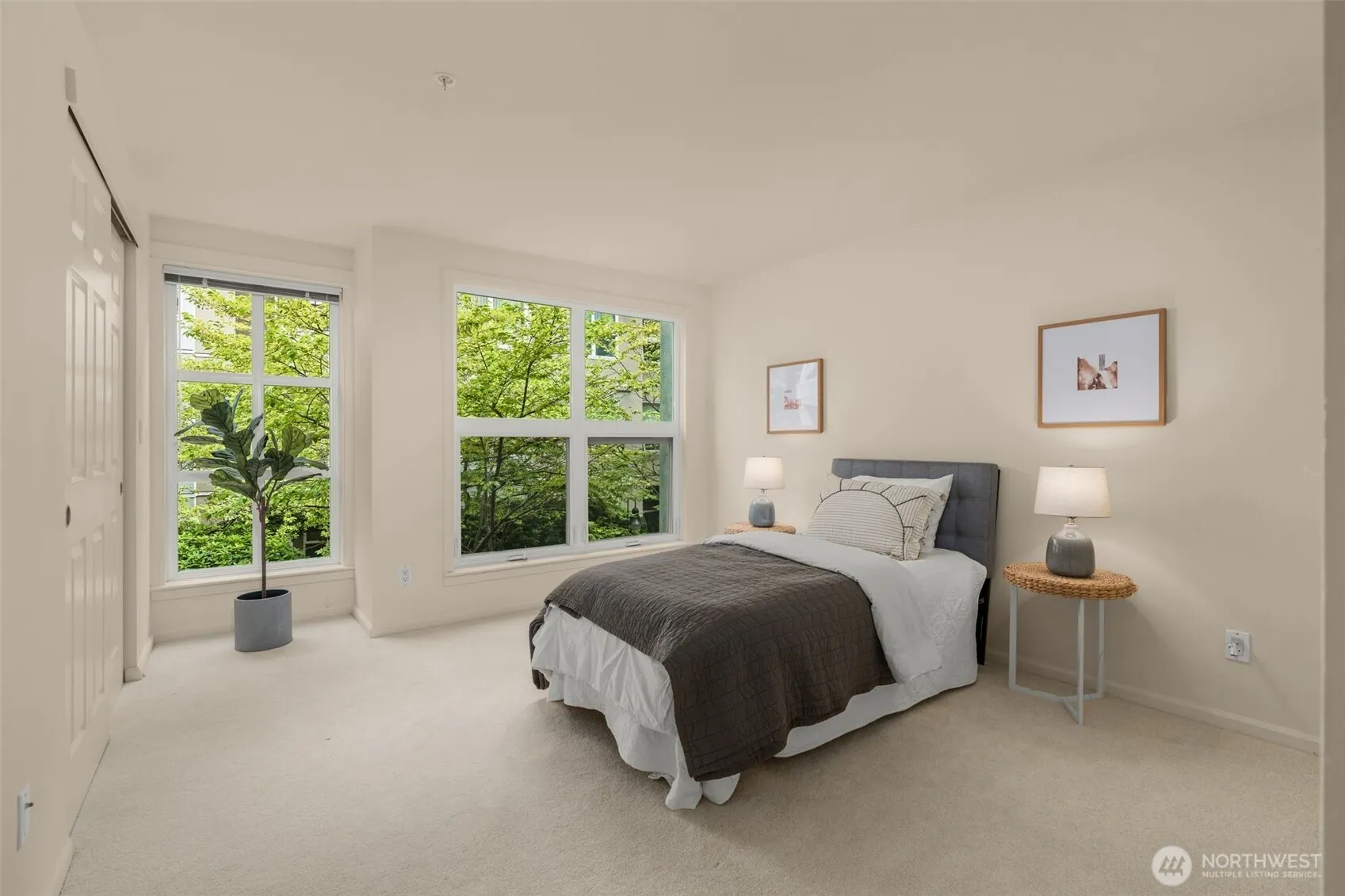 10042 Main Street #112, Bellevue, WA 98004