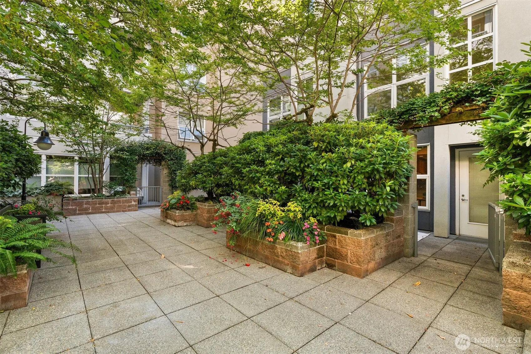 10042 Main Street #112, Bellevue, WA 98004