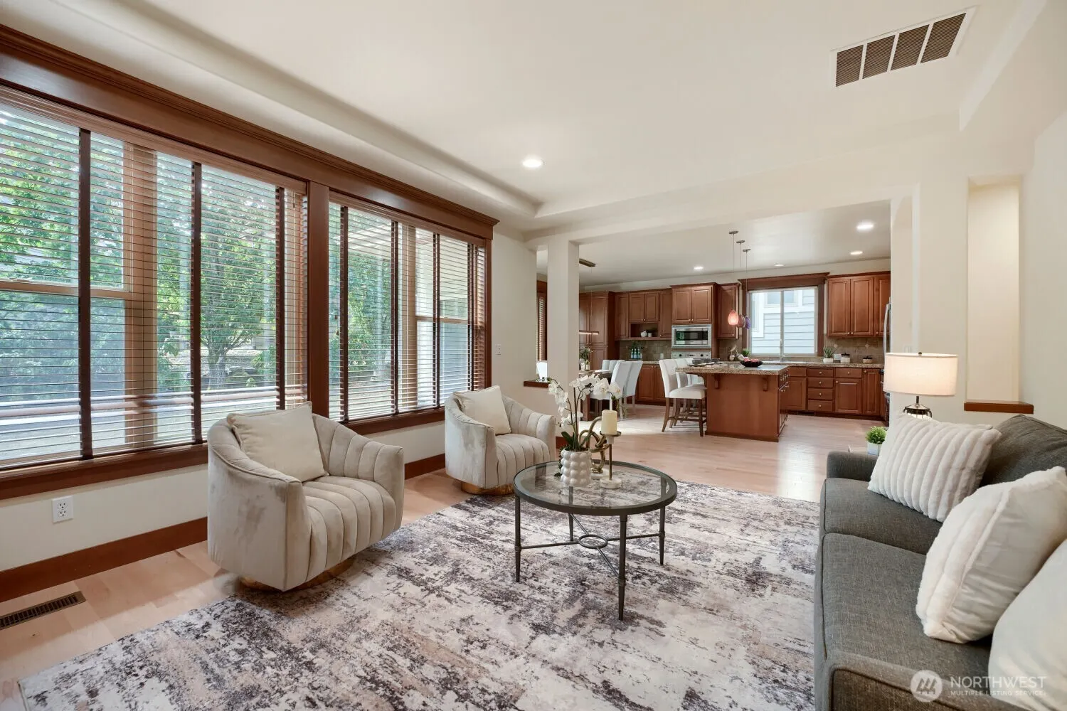 23527 NE 13th Place , Sammamish, WA 98074