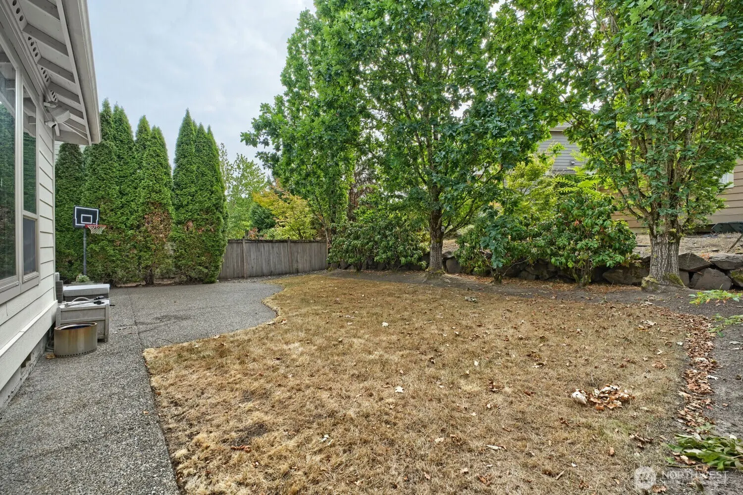 23527 NE 13th Place , Sammamish, WA 98074