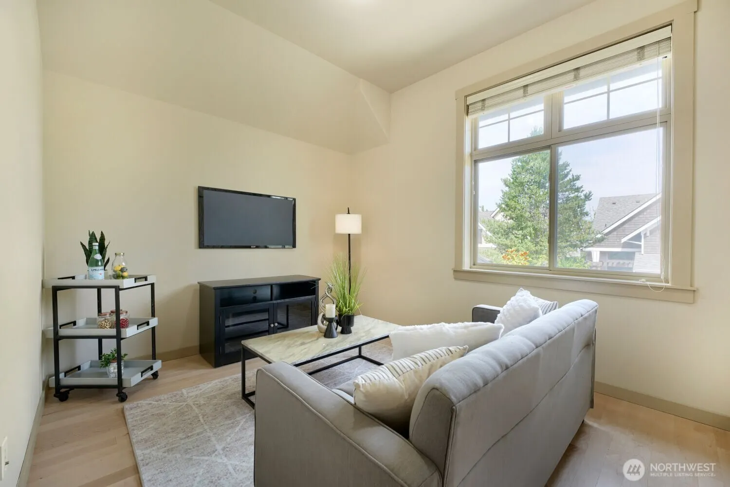23527 NE 13th Place , Sammamish, WA 98074