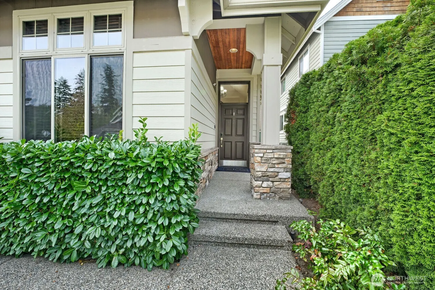 23527 NE 13th Place , Sammamish, WA 98074
