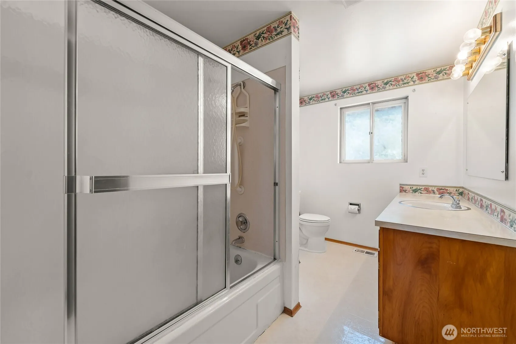 10837 SE 217th Street , Kent, WA 98031