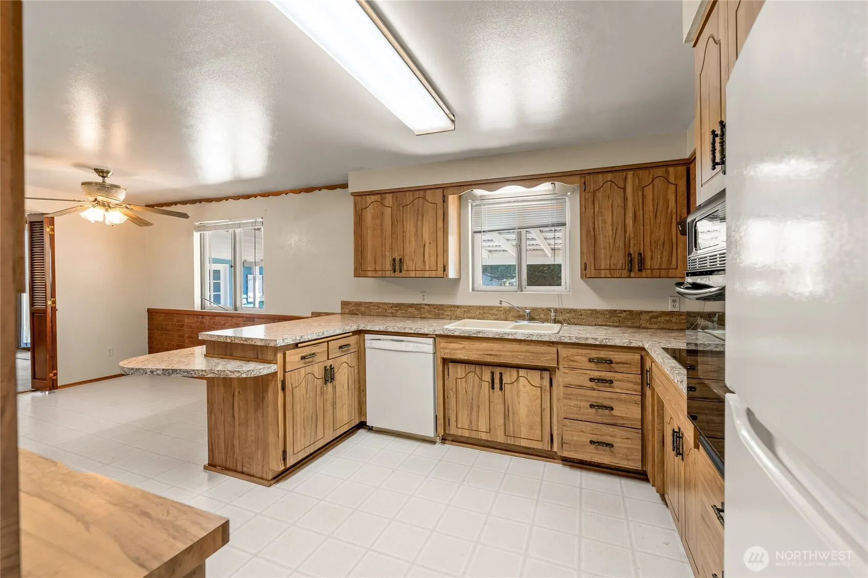 10837 SE 217th Street , Kent, WA 98031
