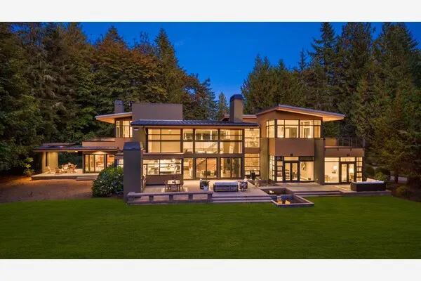 2058 250th Place NE, Sammamish, WA 98074