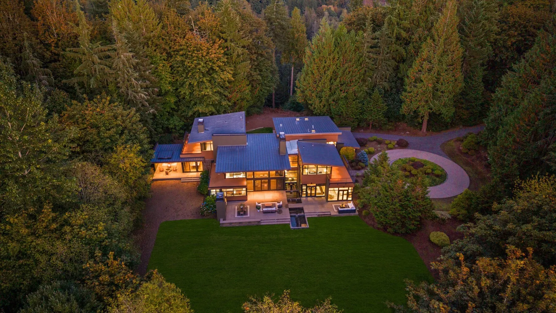 2058 250th Place NE, Sammamish, WA 98074