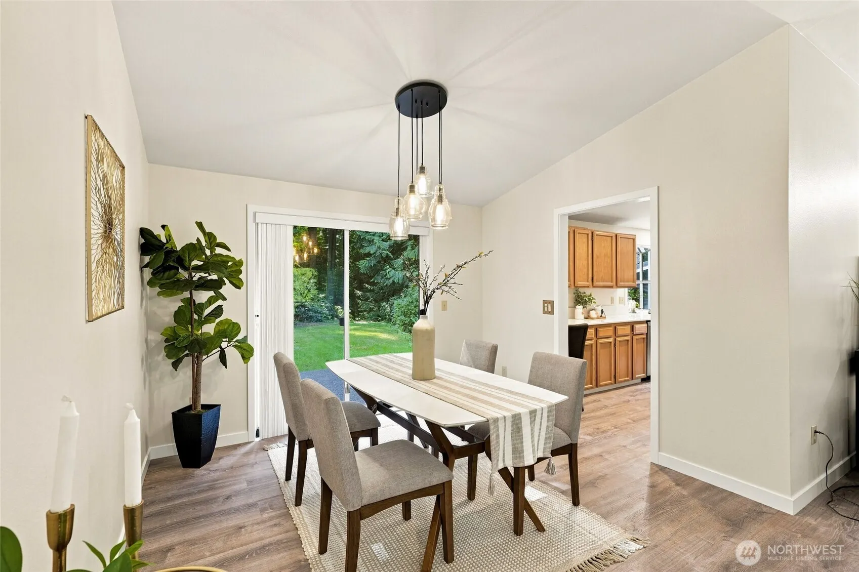 3020 E Ames Lake Drive NE, Redmond, WA 98053