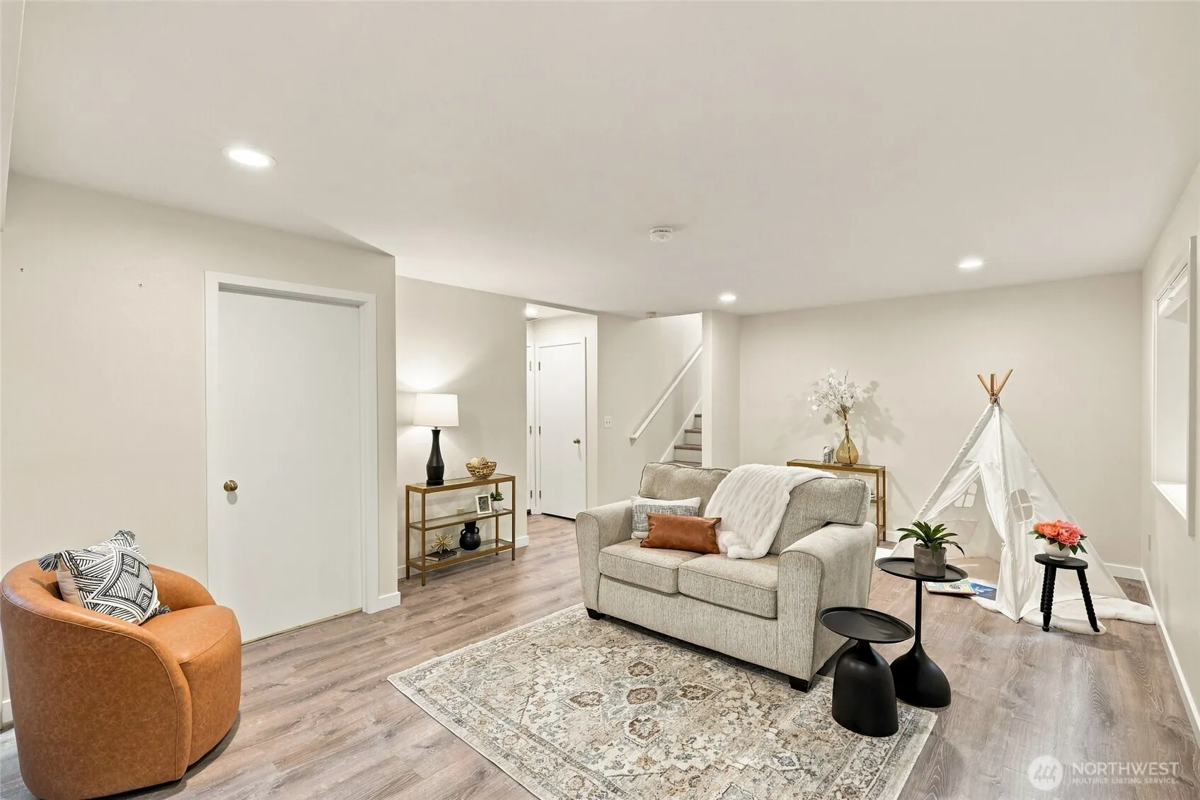 3020 E Ames Lake Drive NE, Redmond, WA 98053