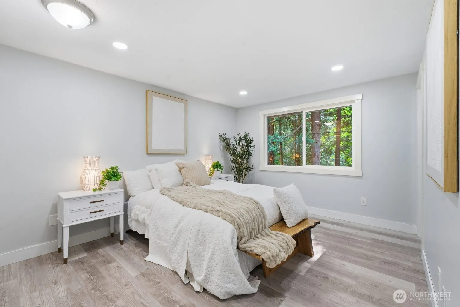 25120 SE 14th Street , Sammamish, WA 98075