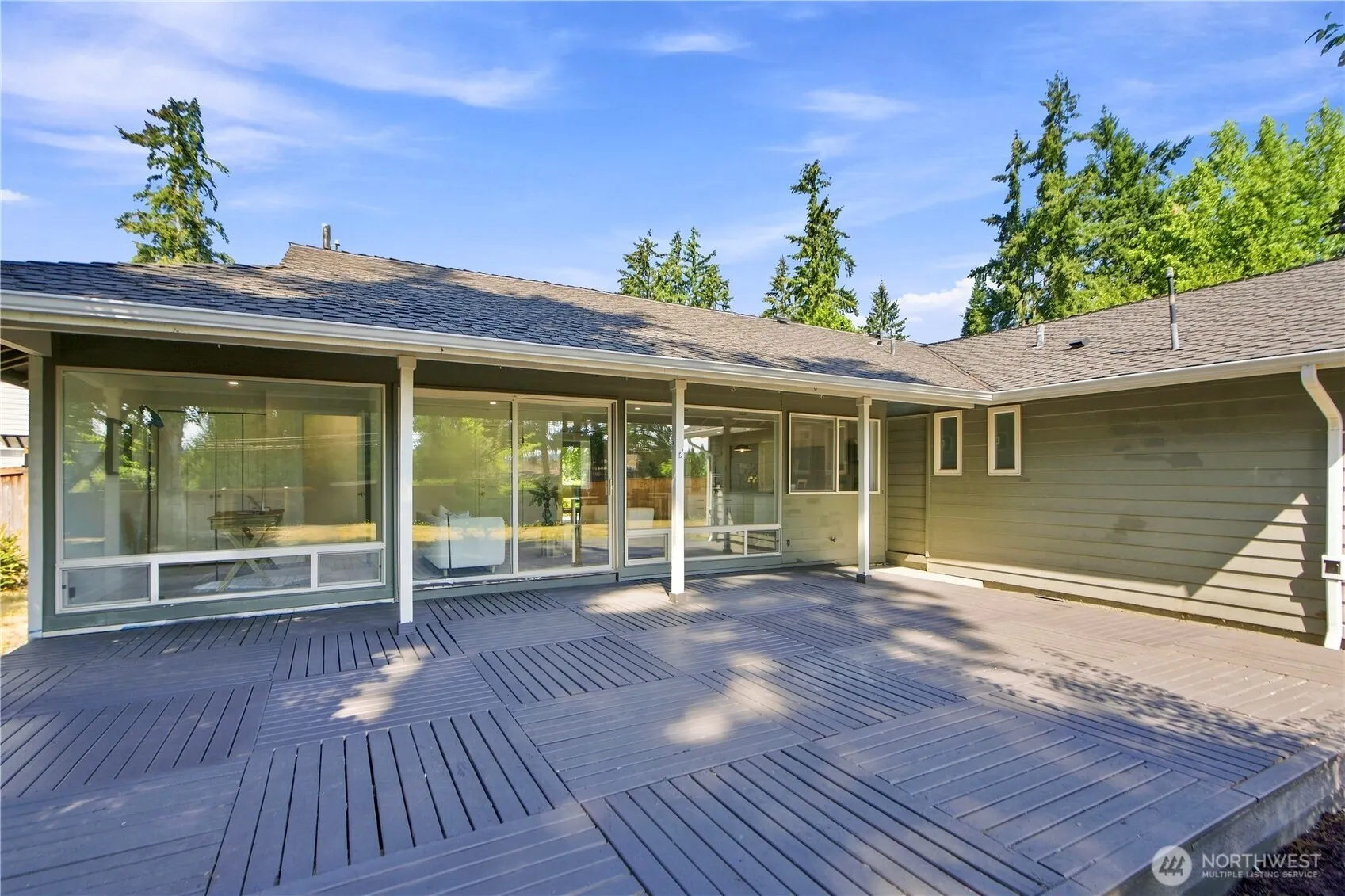 17921 NE 27th Street , Redmond, WA 98052