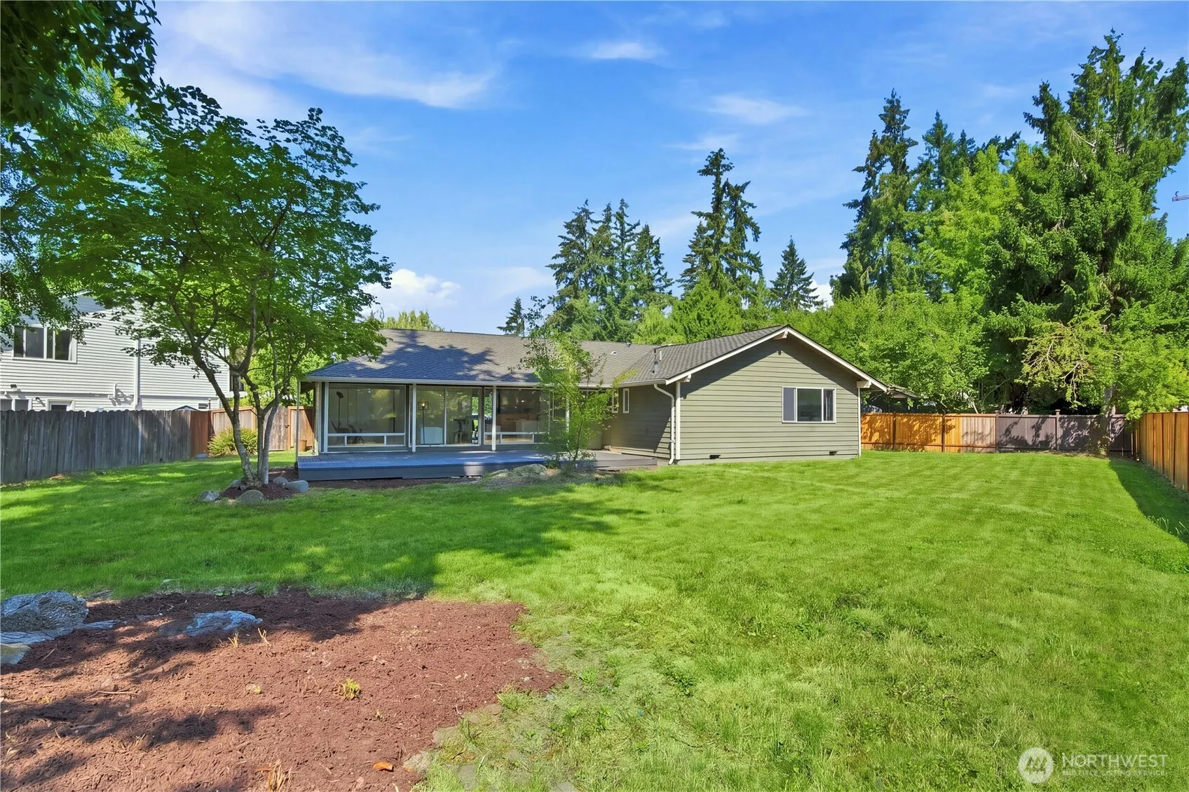 17921 NE 27th Street , Redmond, WA 98052