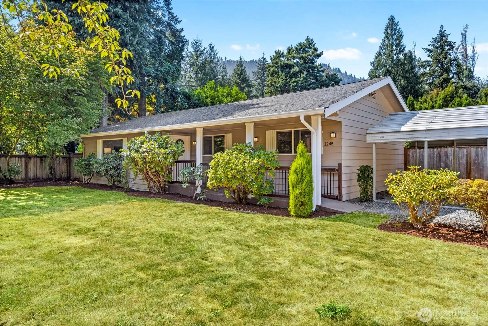 1245 6th Avenue SE, Issaquah, WA 98027