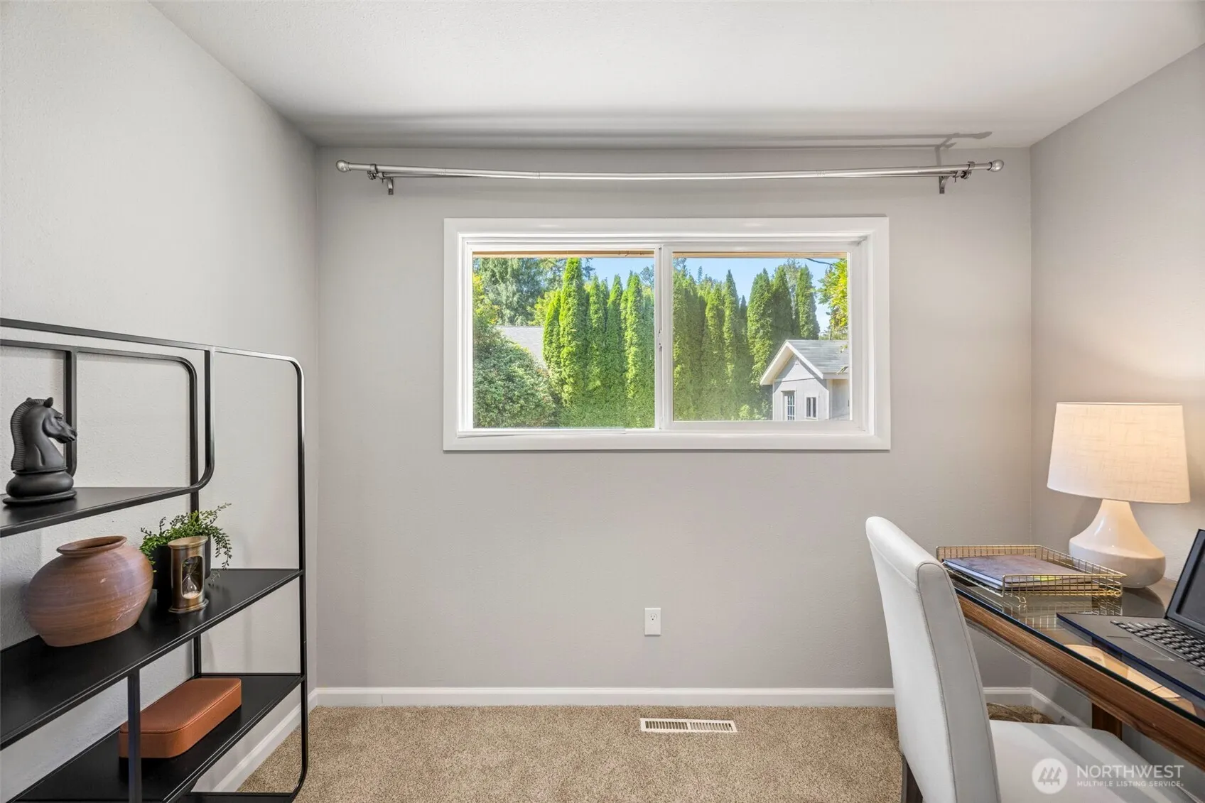 1245 6th Avenue SE, Issaquah, WA 98027