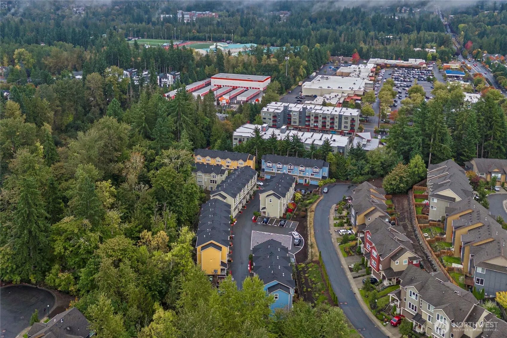 23000 NE 8th Street #E5, Sammamish, WA 98074
