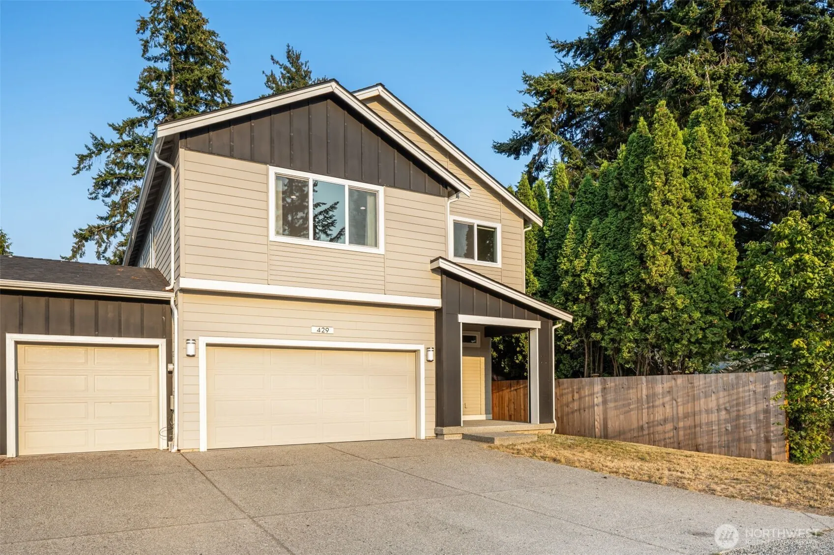 429 Logan Road #2, Lynnwood, WA 98036