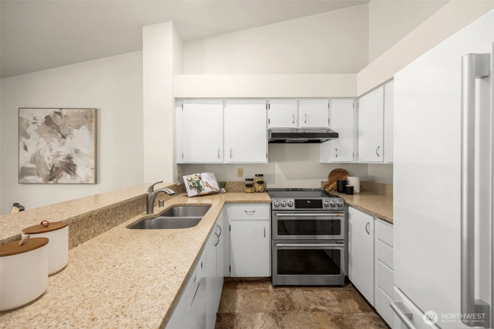 204 Mountain Park Boulevard SW #C302, Issaquah, WA 98027