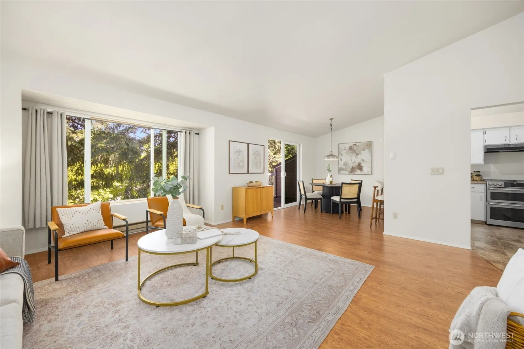 204 Mountain Park Boulevard SW #C302, Issaquah, WA 98027