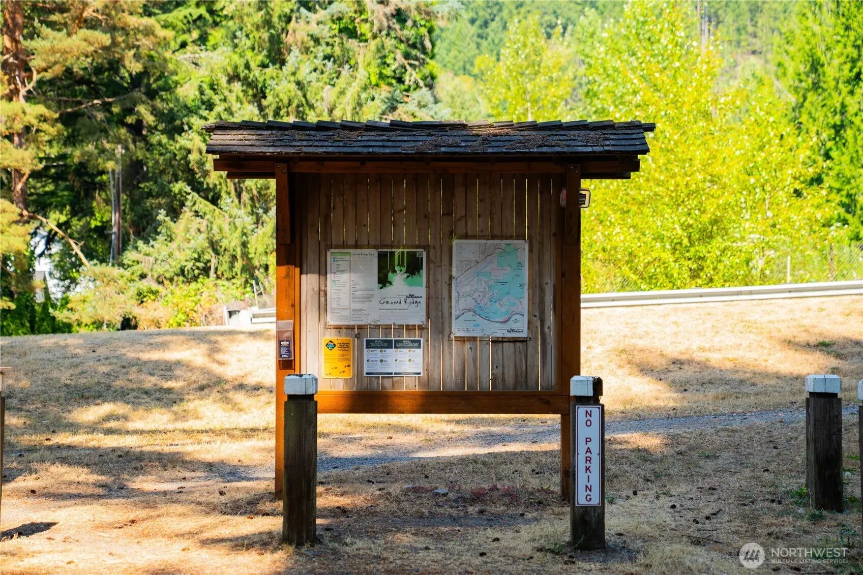 24717 SE 45th Pl , Issaquah, WA 98029