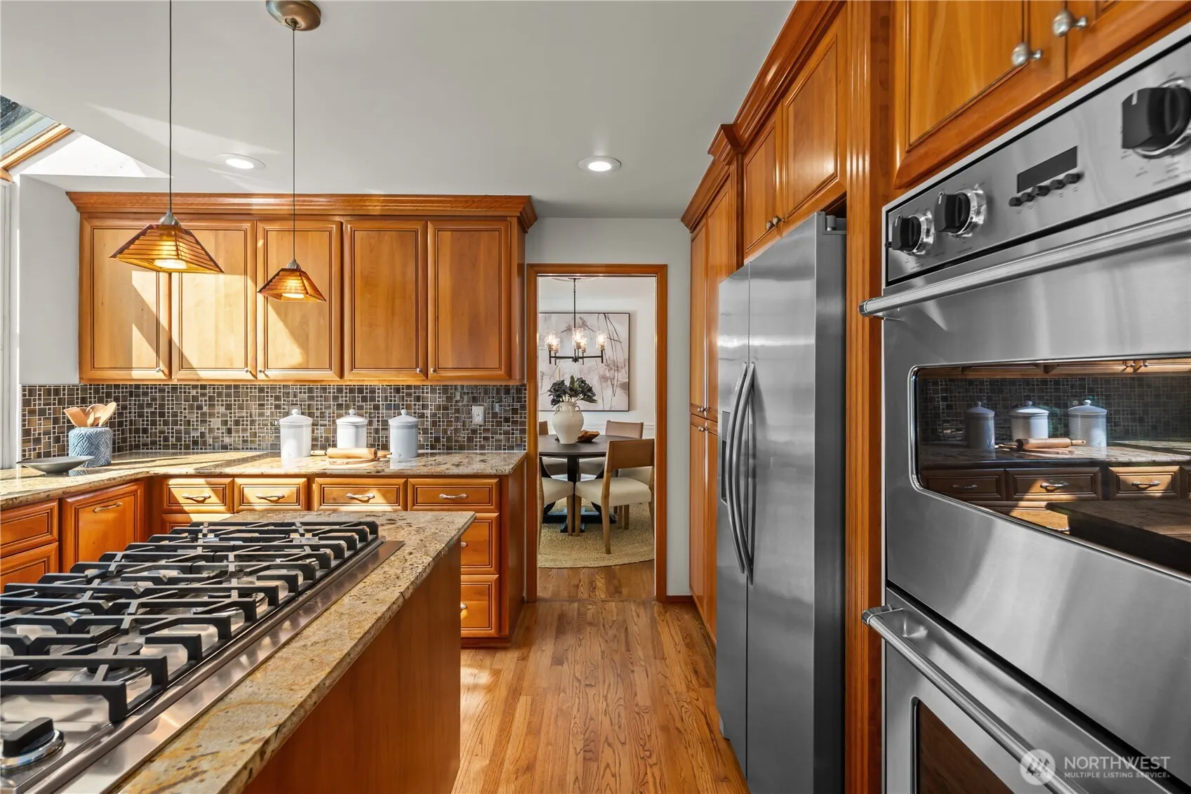 24717 SE 45th Pl , Issaquah, WA 98029