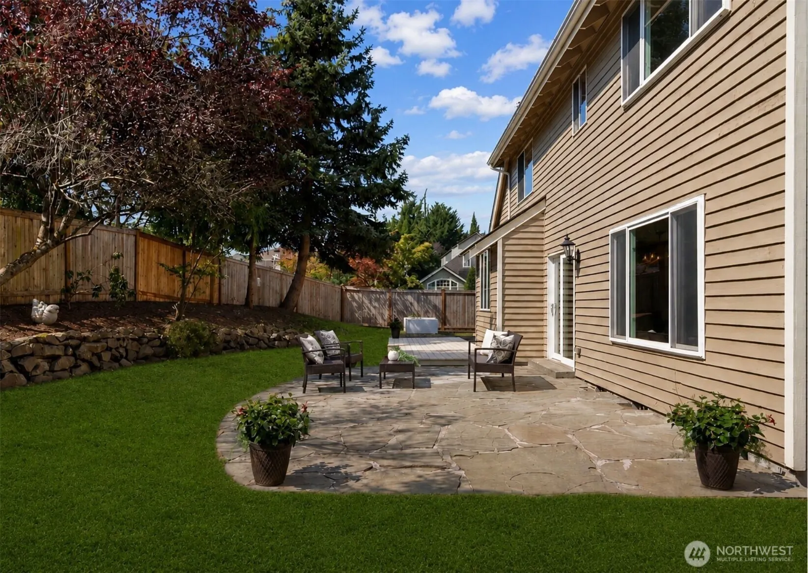 24717 SE 45th Pl , Issaquah, WA 98029