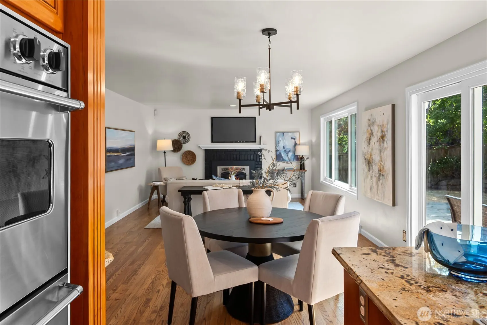 24717 SE 45th Pl , Issaquah, WA 98029