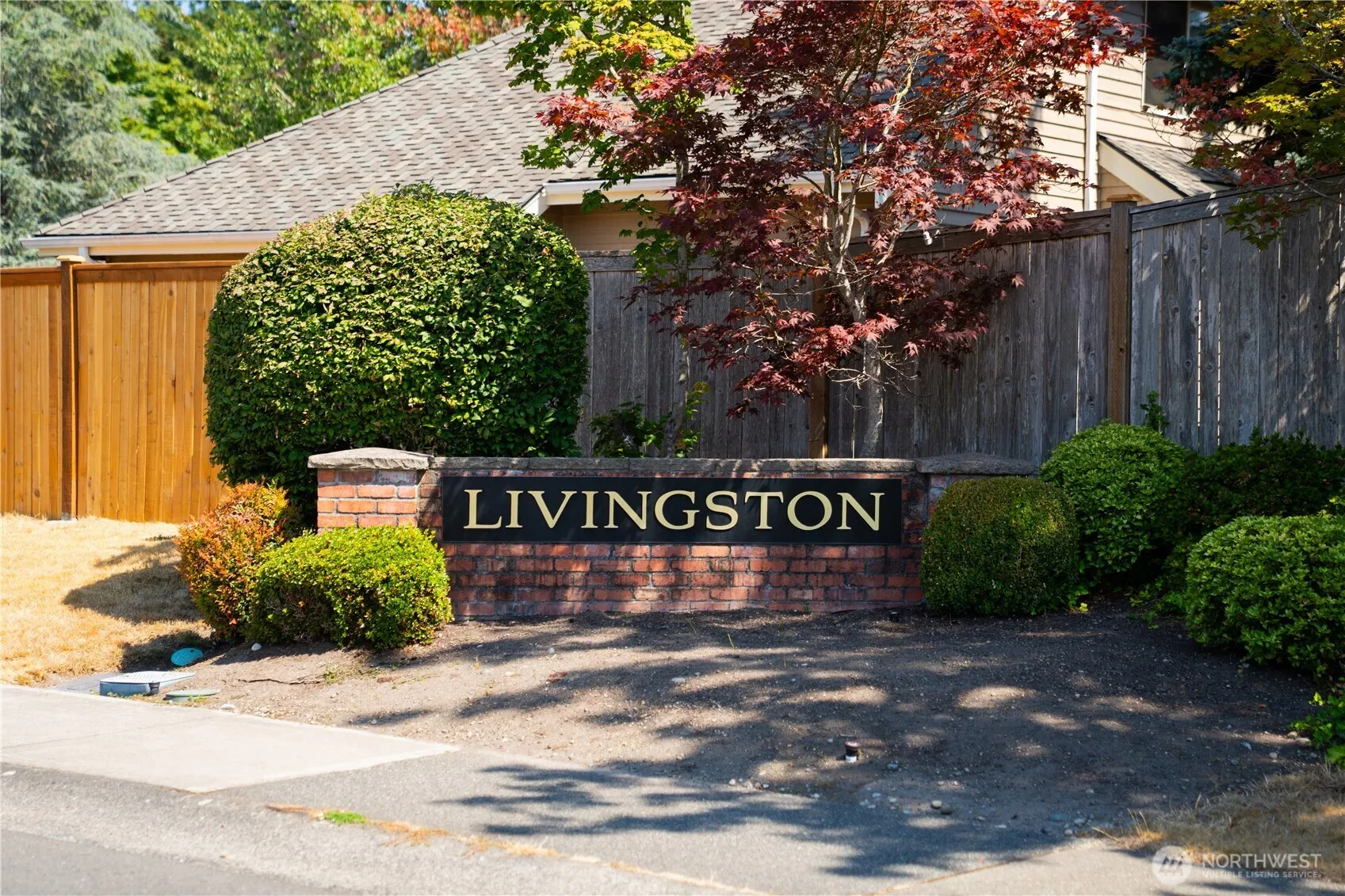 24717 SE 45th Pl , Issaquah, WA 98029