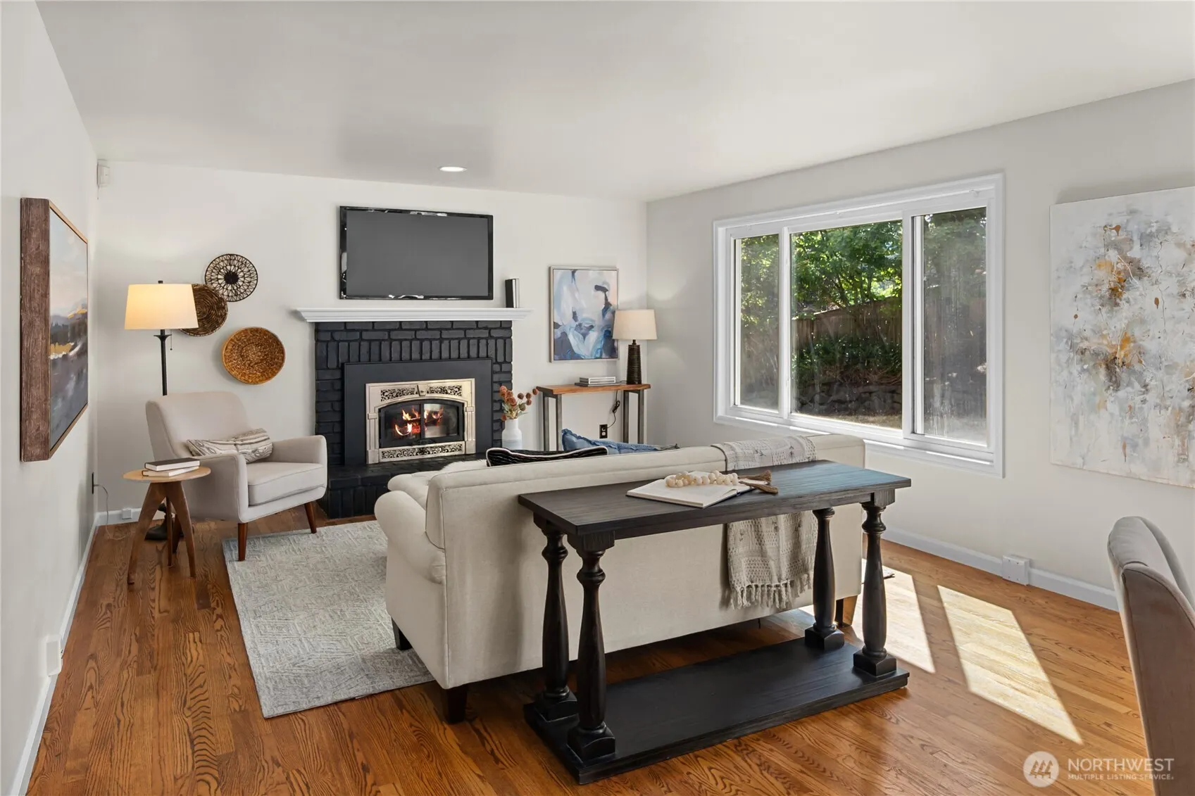 24717 SE 45th Pl , Issaquah, WA 98029