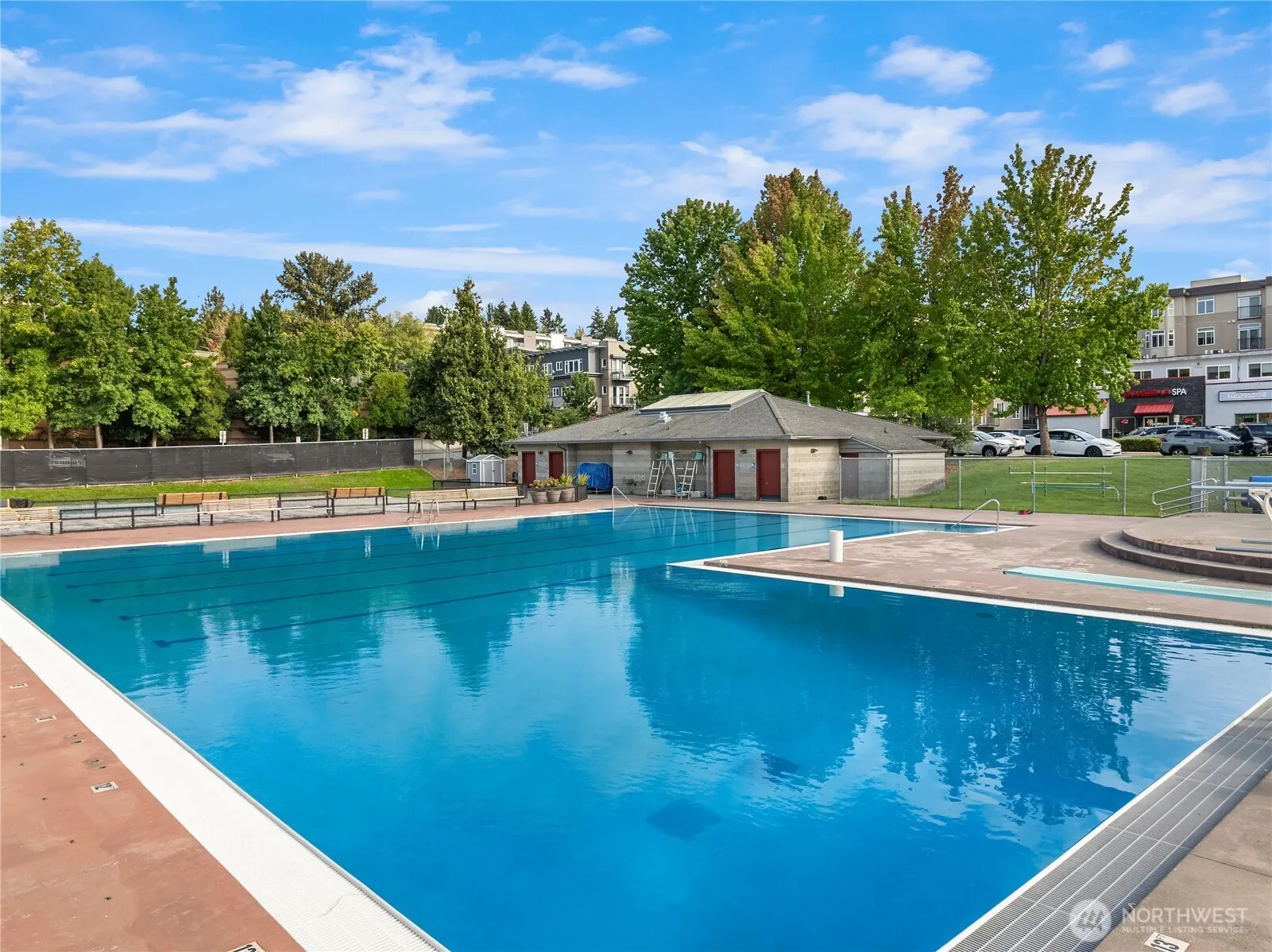 136 Central Way #304, Kirkland, WA 98033