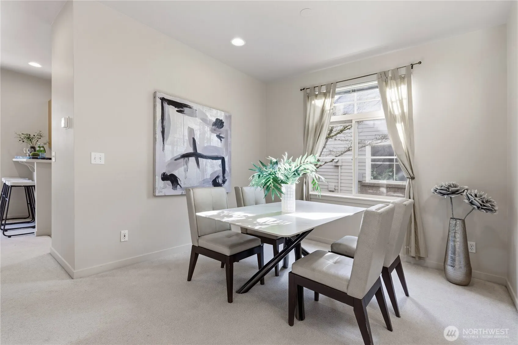 15743 NE 95th Way , Redmond, WA 98052