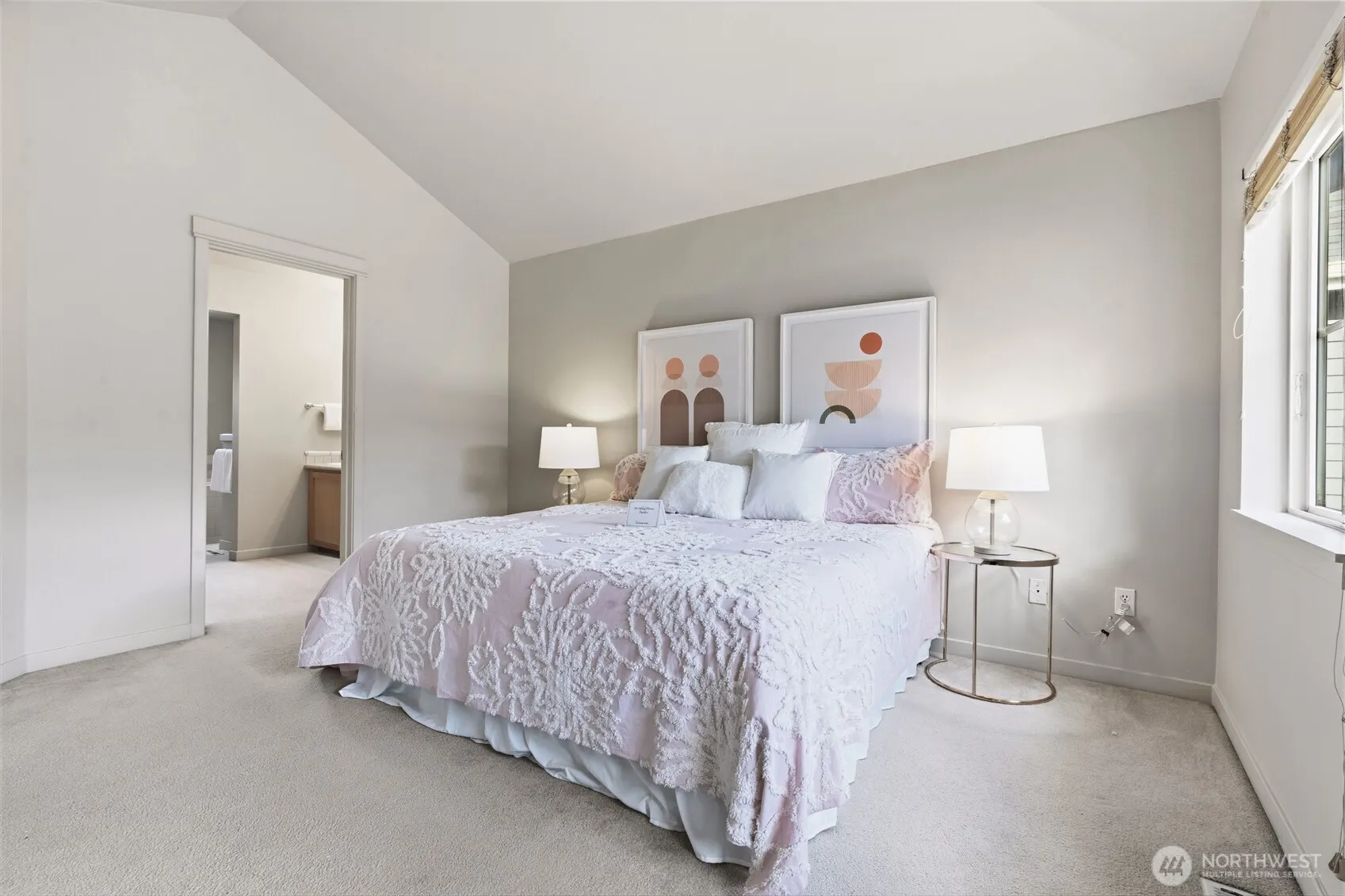 15743 NE 95th Way , Redmond, WA 98052