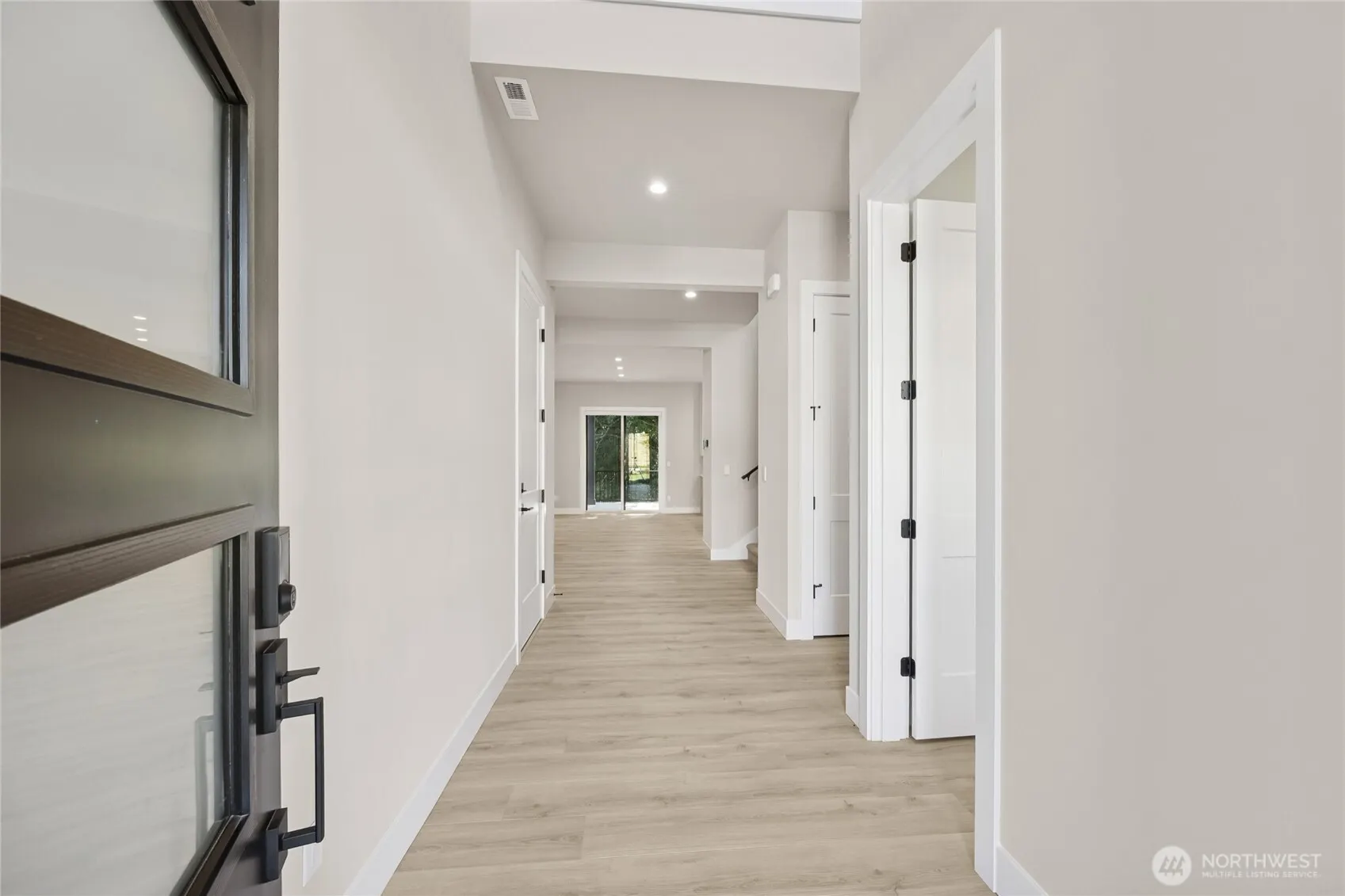 14460 133rd Place NE #4, Woodinville, WA 98072