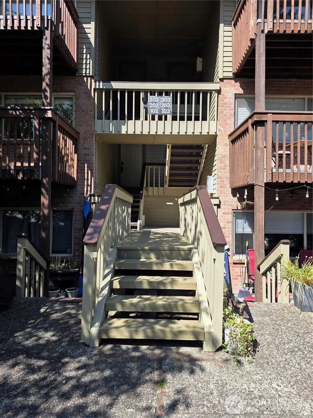 3834 175th Avenue NE #A202, Redmond, WA 98052