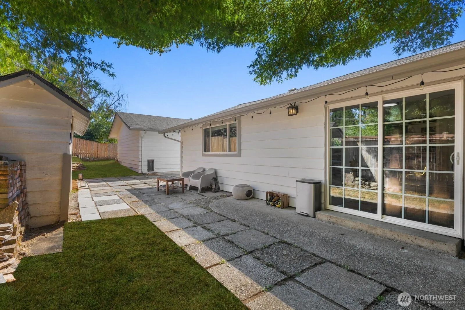 606 Crest Avenue , Kent, WA 98030