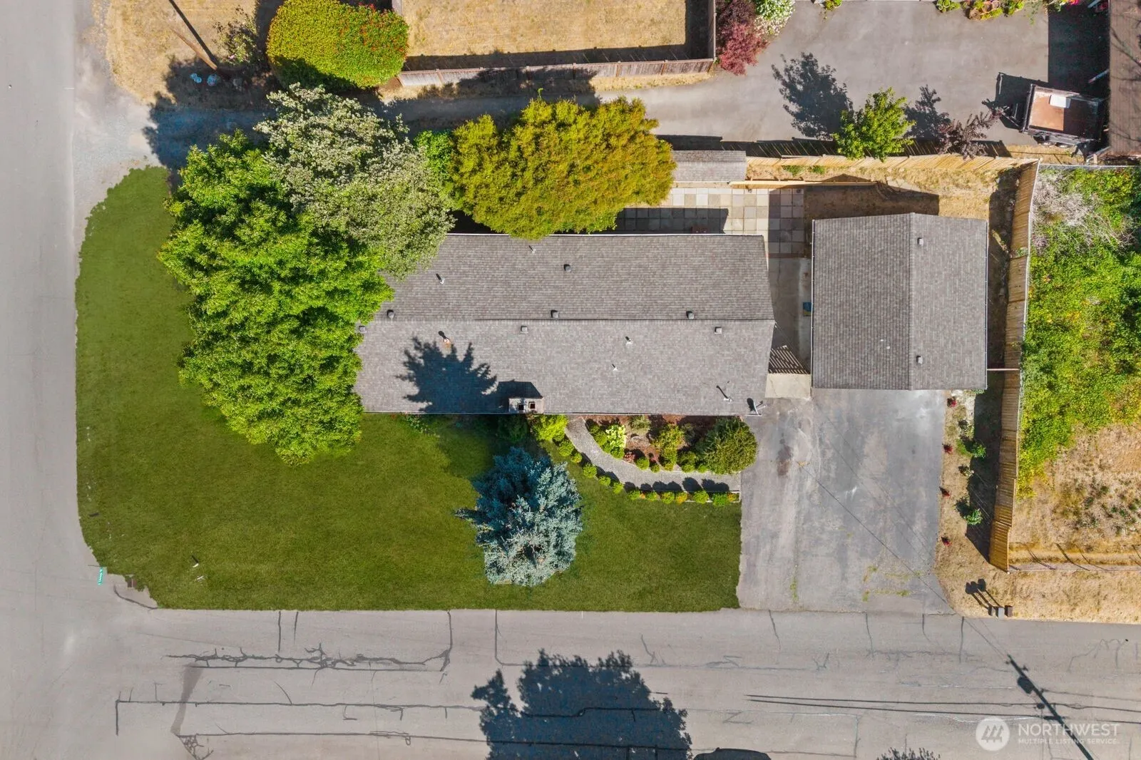 606 Crest Avenue , Kent, WA 98030