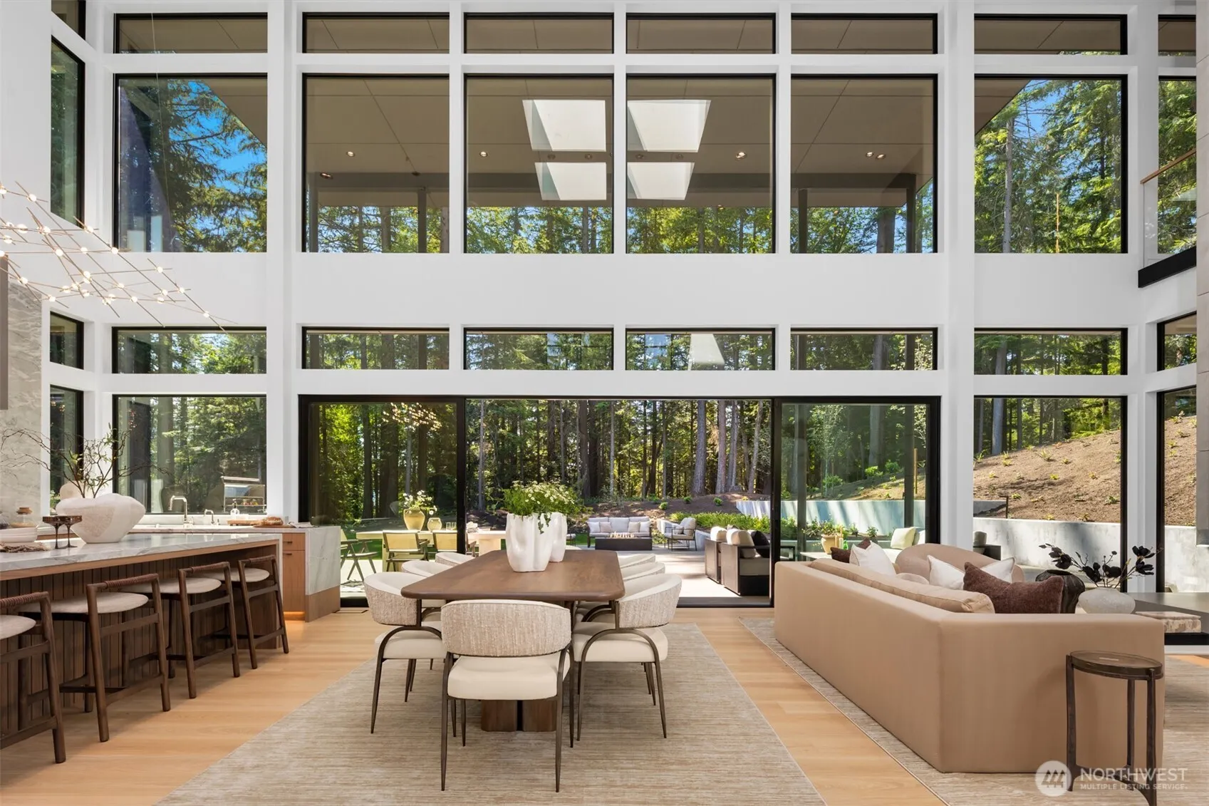 6752 266th Court SE, Issaquah, WA 98029-3692
