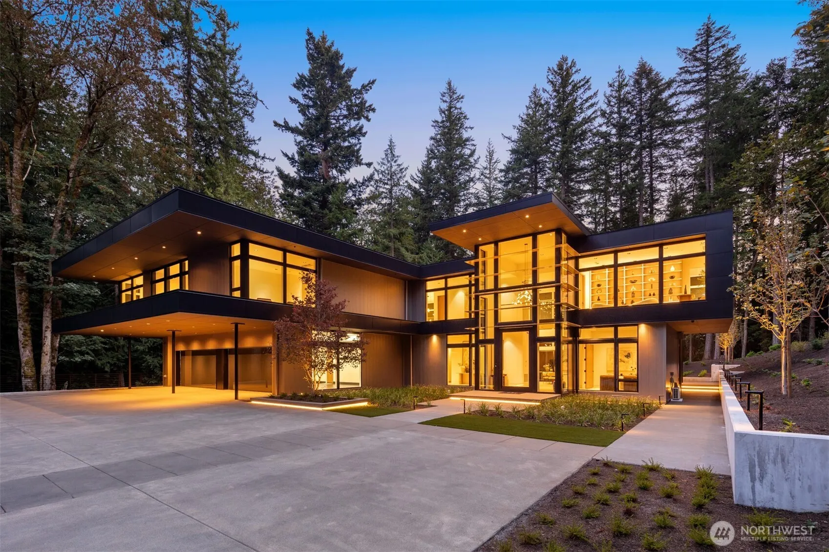 6752 266th Court SE, Issaquah, WA 98029-3692